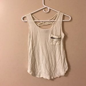 Shirts/Sweaters/Cardigans