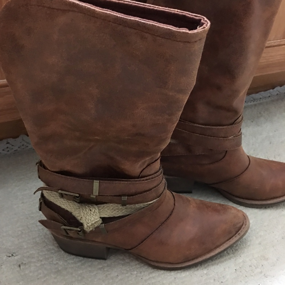 Tan boots