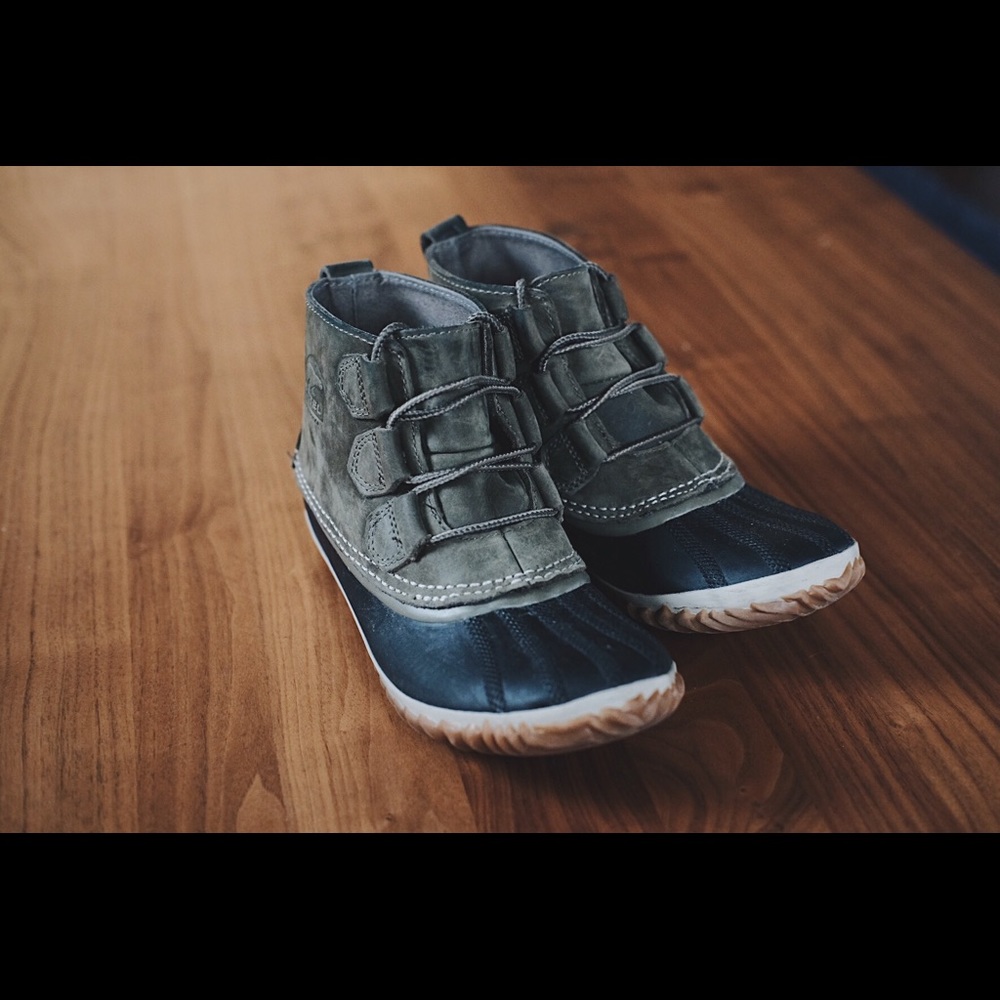 Sorel 'out and about' leather boots