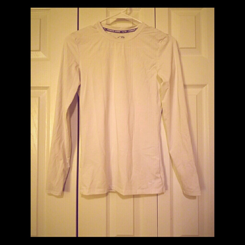 White long sleeve gym shirt