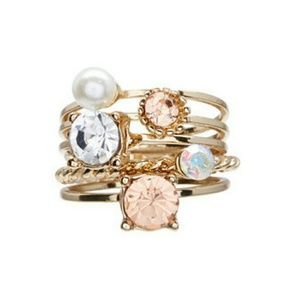 NWT Crystal & Gold Ring Set