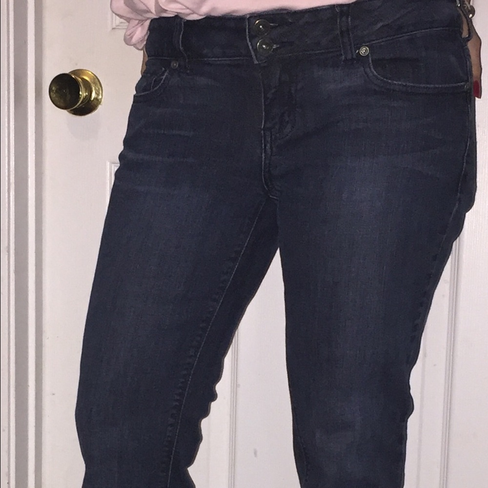 Back 2 school stretch boot cut jeans👖flatters
