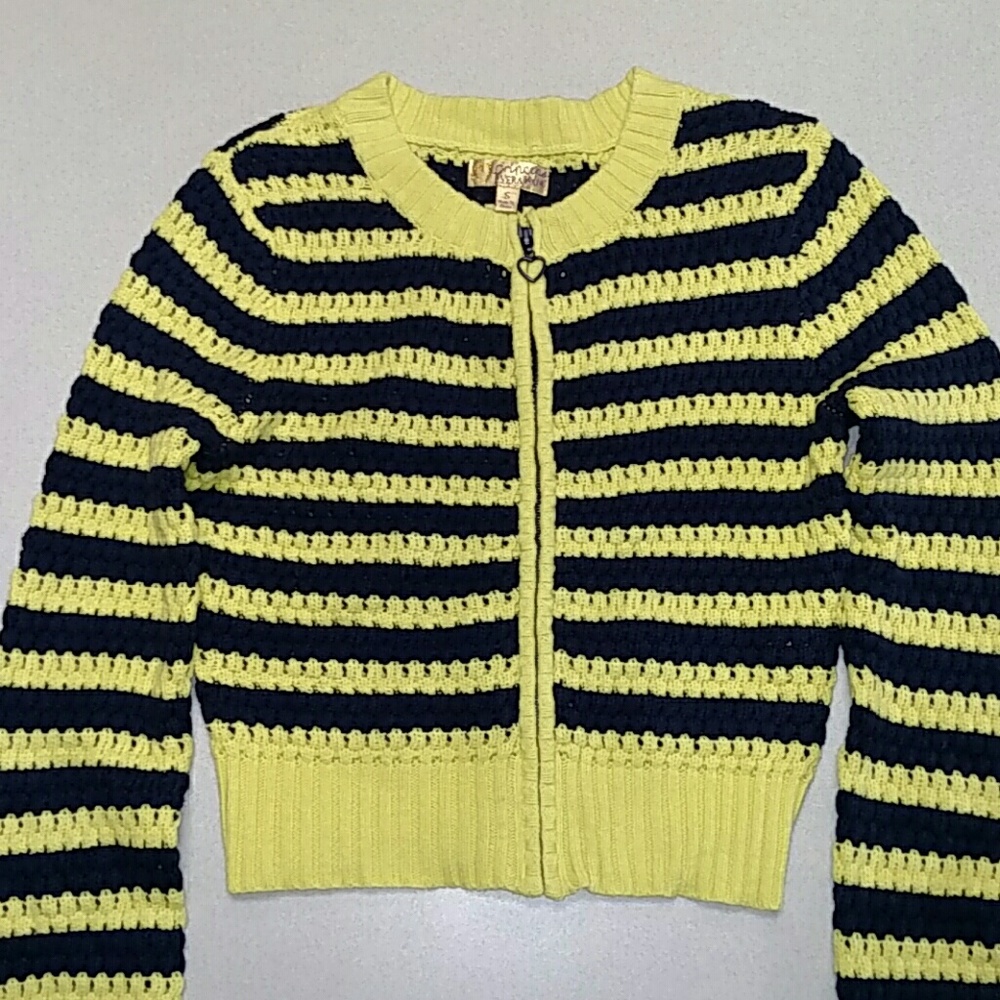 Princess Vera Wang Sweater