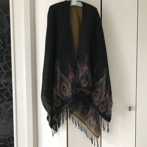 VIBRANT SHAWL