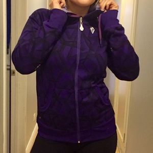 Volcom zip up hoodie