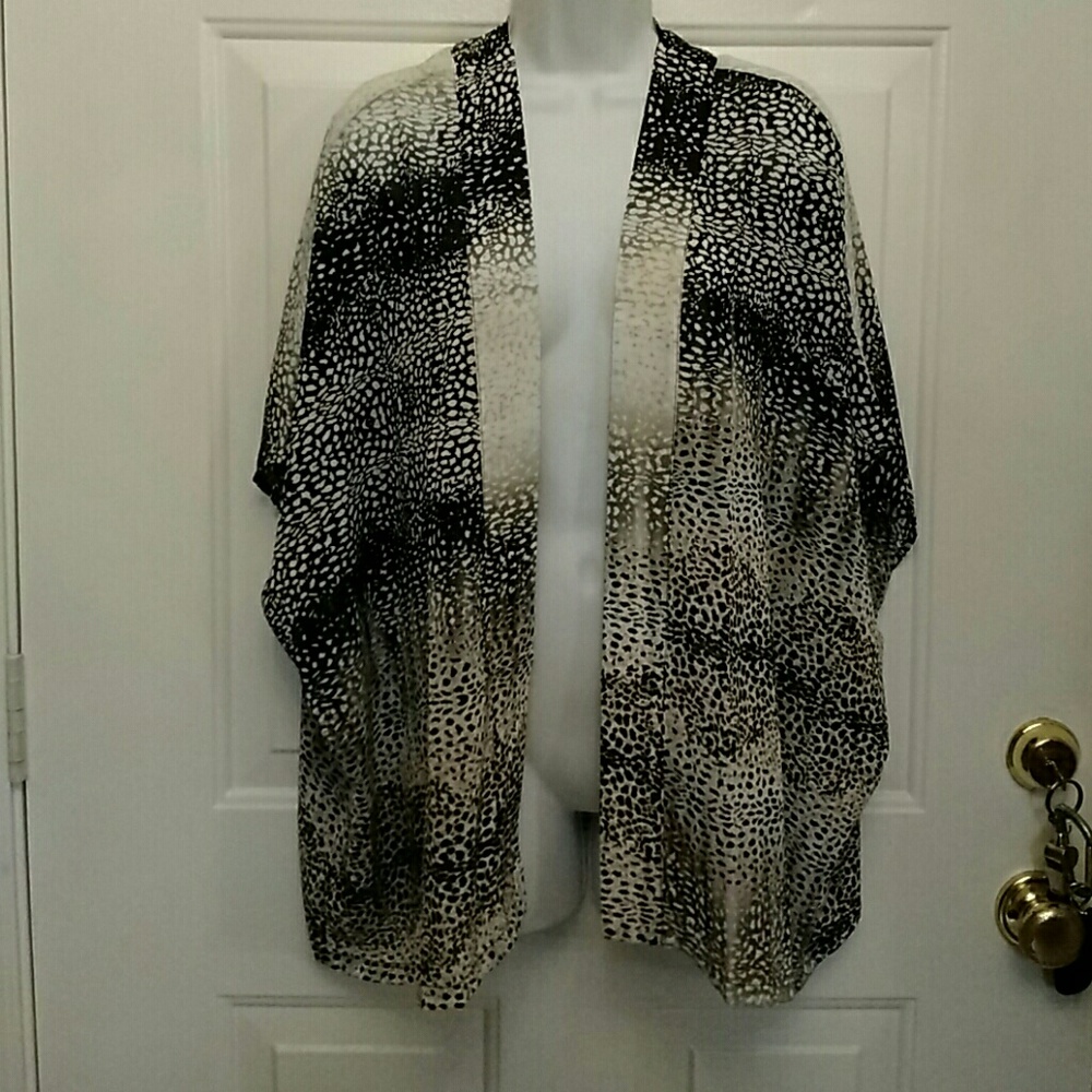 Allison Brittney wrap