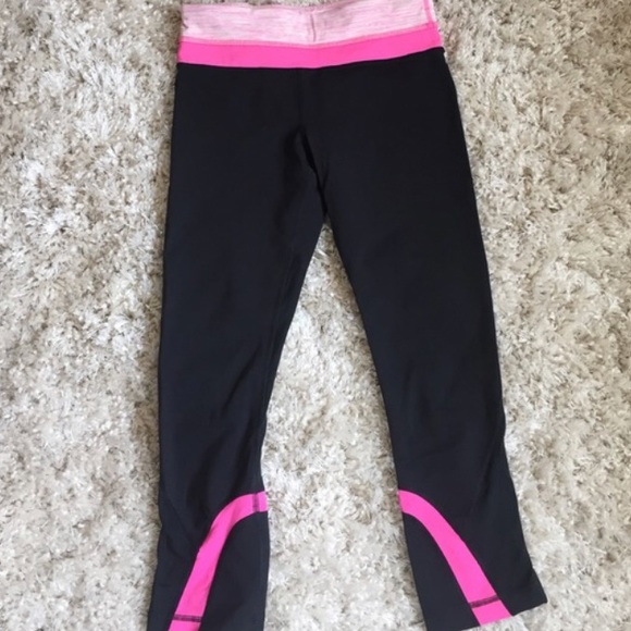 Lululemon Capri - Picture 1 of 2