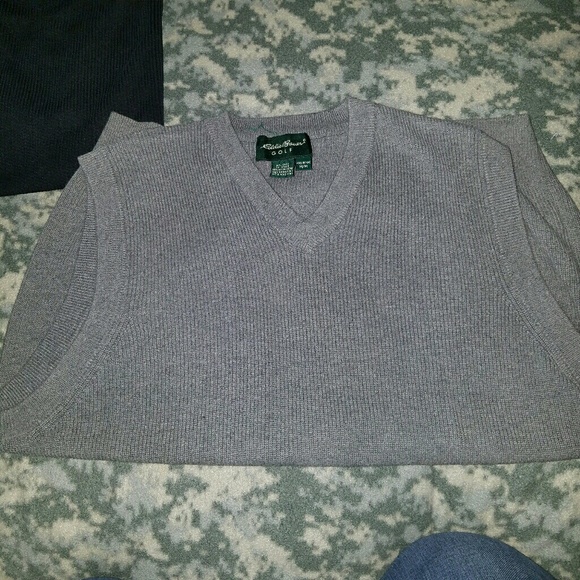 Eddie Bauer Golf vest - Picture 2 of 3