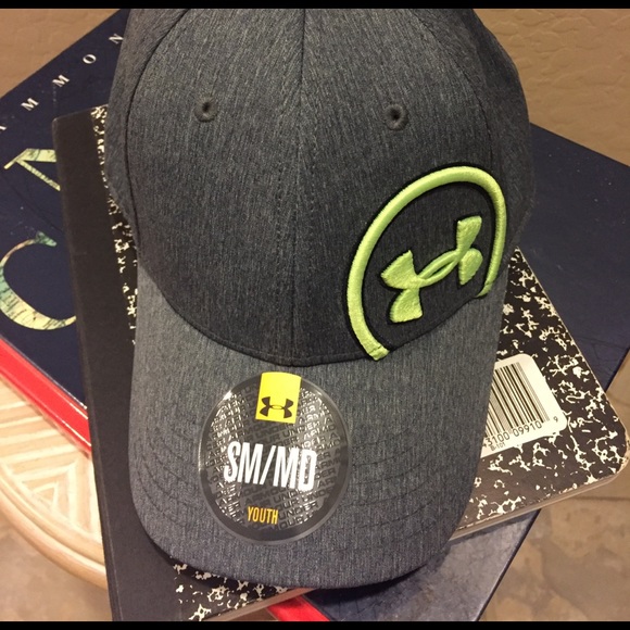 ⬇️PRICE DROP⬇️ ONLY ONE LEFT!  Armour Youth Cap - Picture 2 of 5