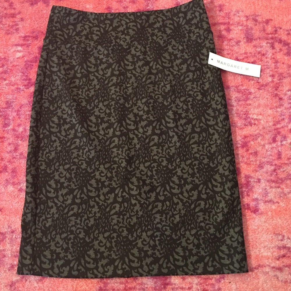 💞💞Margaret M Vivian Printed pencil skirt💗💗