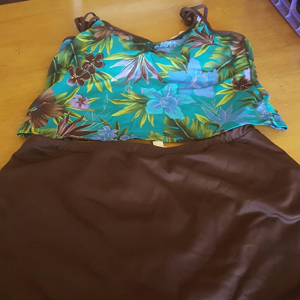 Swim suit