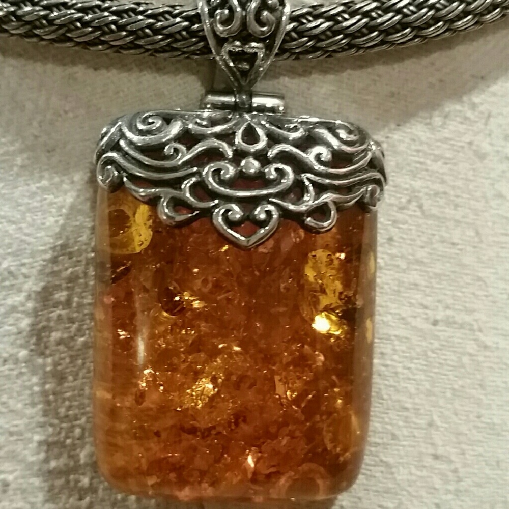Pendant - Picture 3 of 4