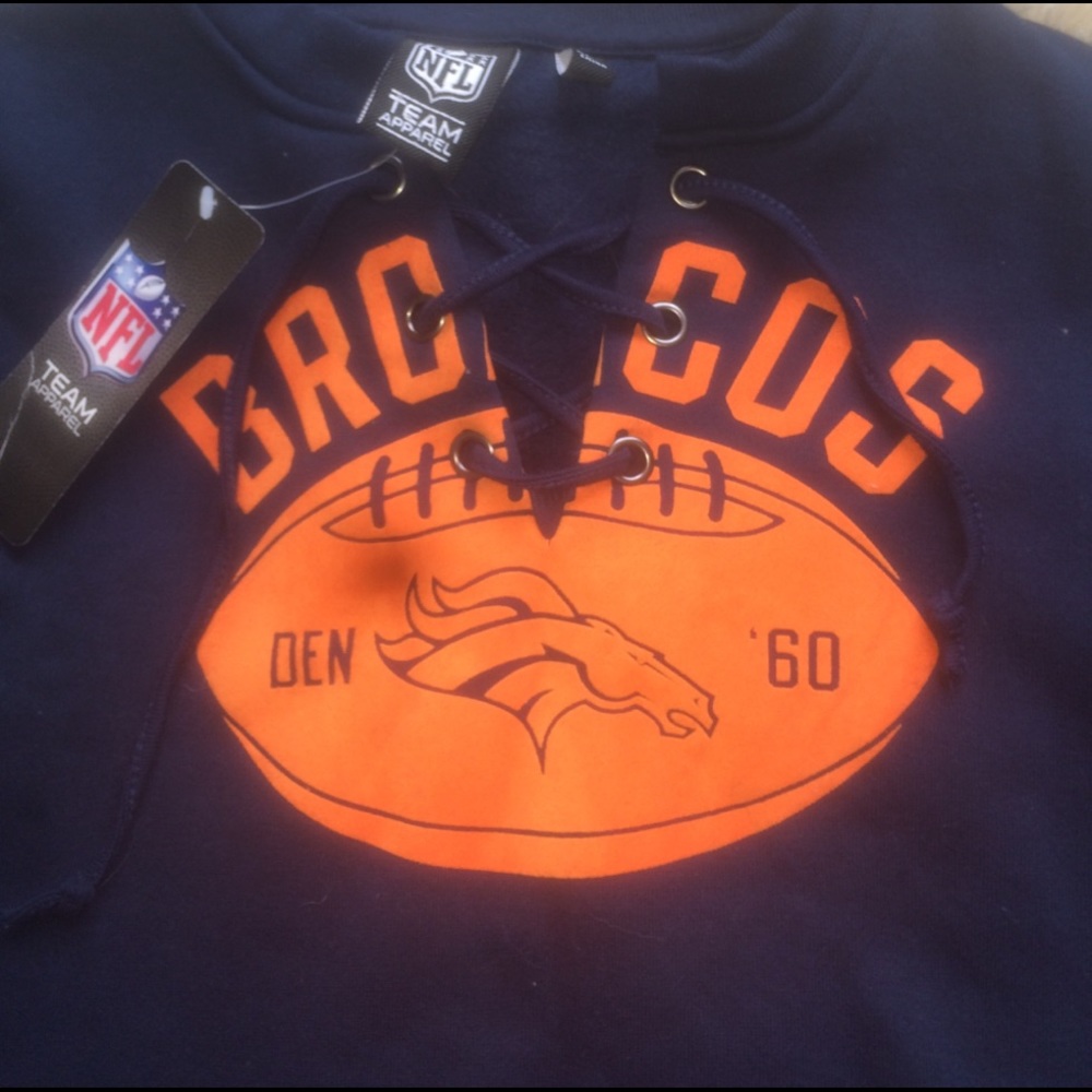 Broncos brand new lave up sweatshirt
