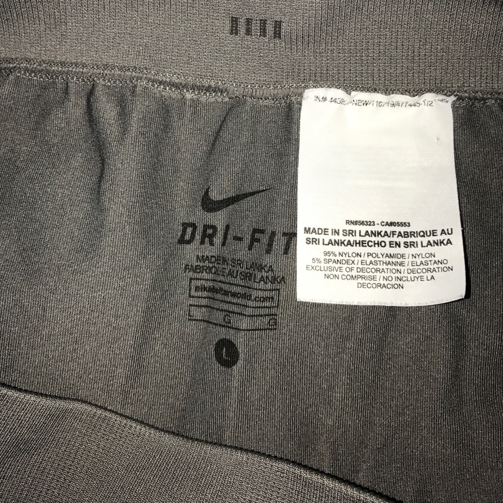 grey nike pro capris - Picture 4 of 4