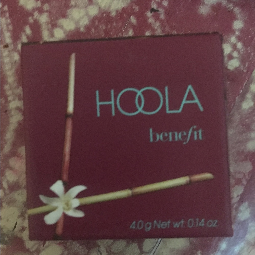 Hooks travel size bronzer