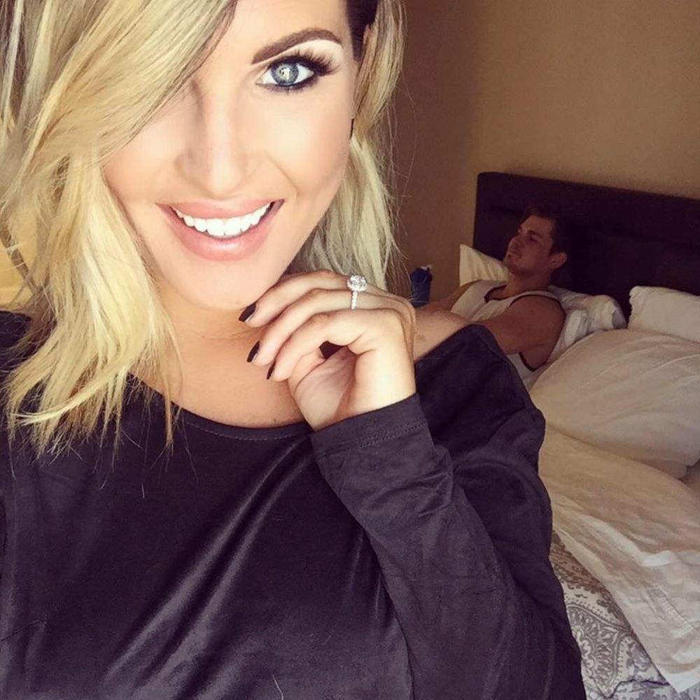 Meet your Posher, Courtney