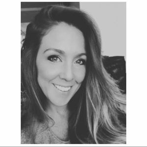 Meet your Posher, Dana