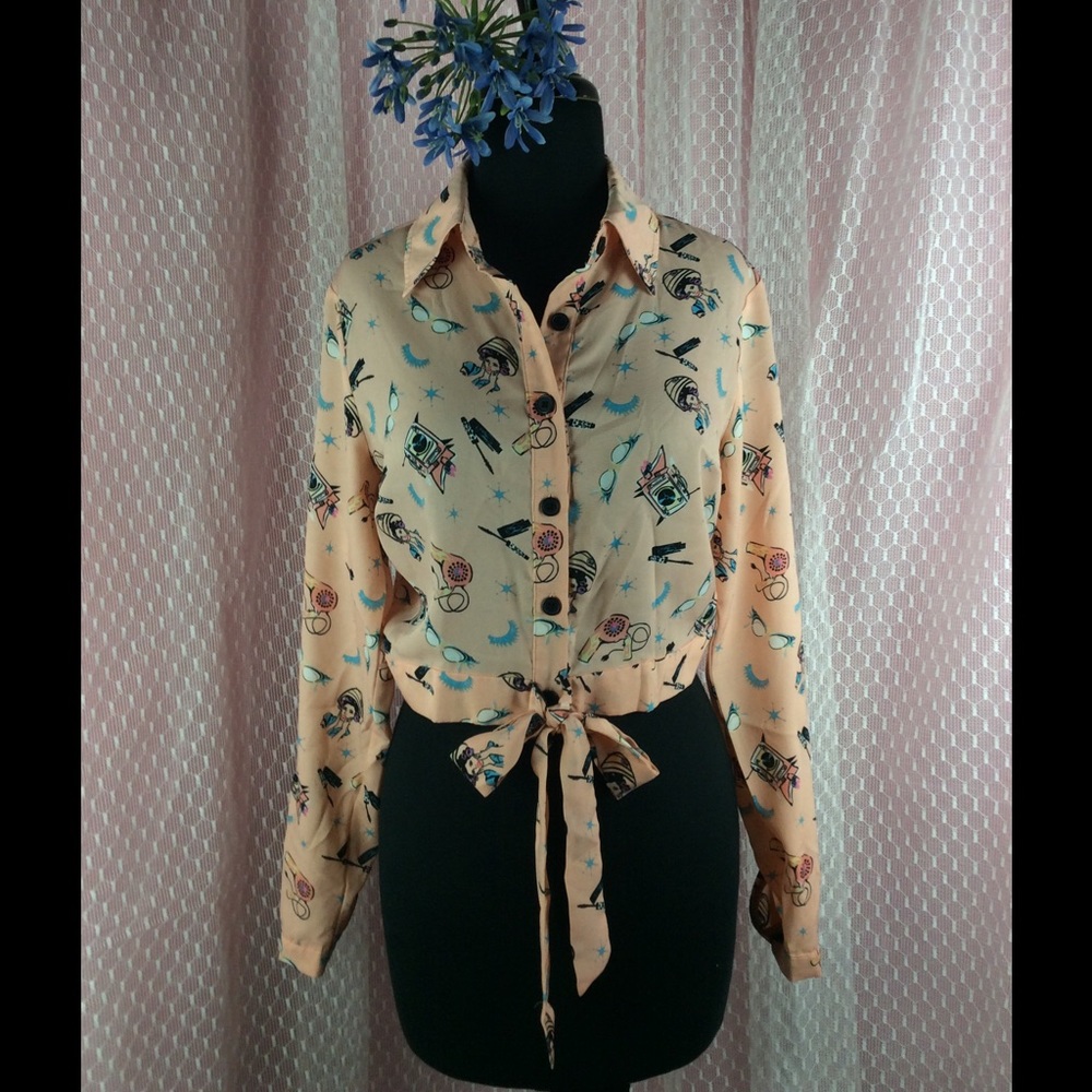 Forever 21 Peach 60's Style Retro Blouse