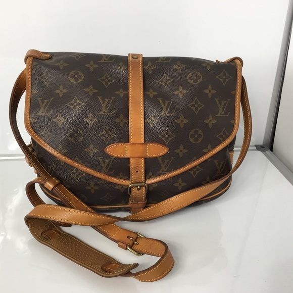 Louis Vuitton Handbags - 💥SOLD💥100% Authentic Louis Vuitton  Saumur 30