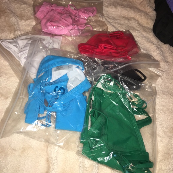 Sexy black bikini - Picture 3 of 3