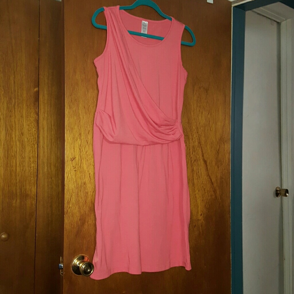 Avon Apparel Pink/Coral Dress Large