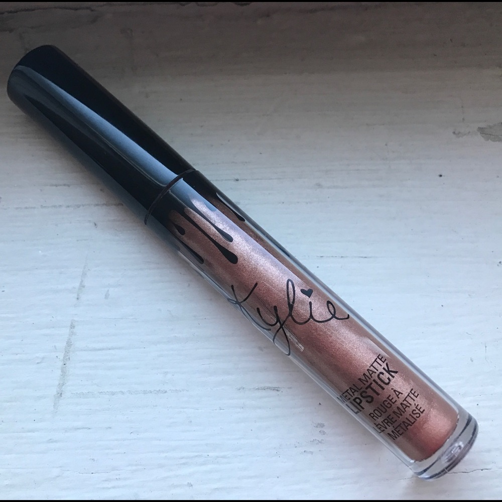 Kylie Jenner Metal Matte Lip "King"