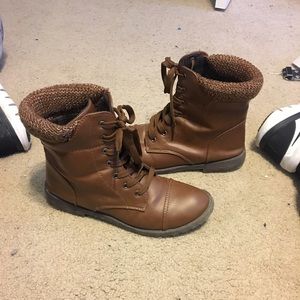 Brown boots