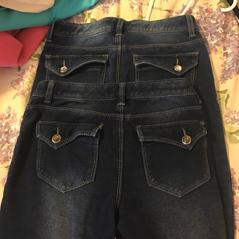 Stretchy jeans