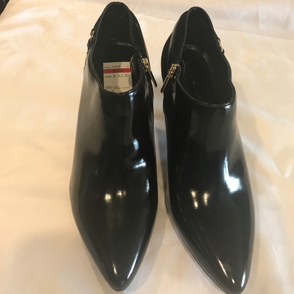 Bandolino Black Boots