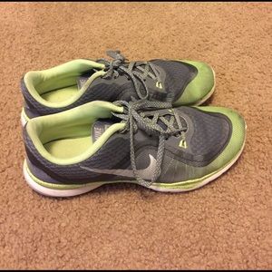Nike Flex TRG size 7.5
