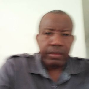 Meet your Posher, Emmanuel