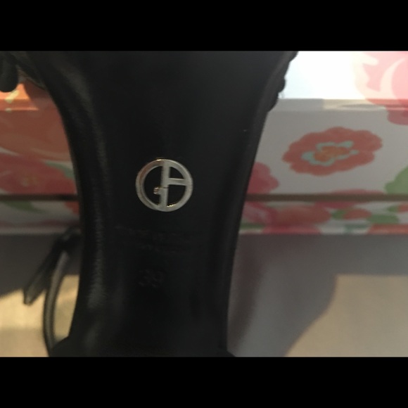 Giorgio Armani High Heel Shoes-Size 9 - Picture 6 of 8