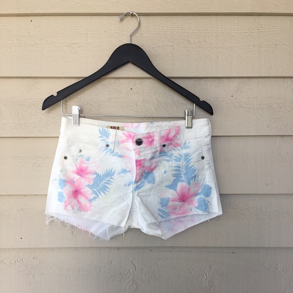 Sold Design Lab Shorts - Picture 1 of 4