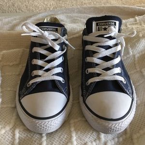 Navy Blue kids converse