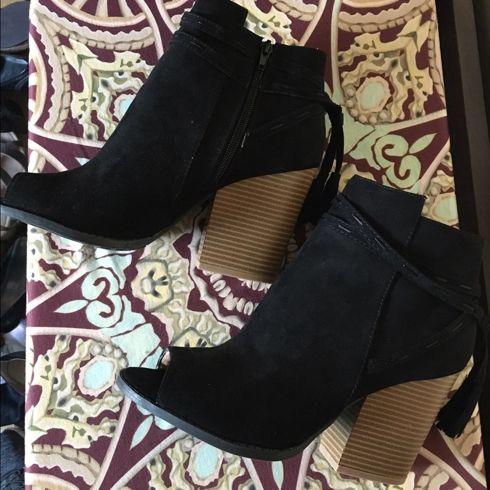 Peep toe ankle booties