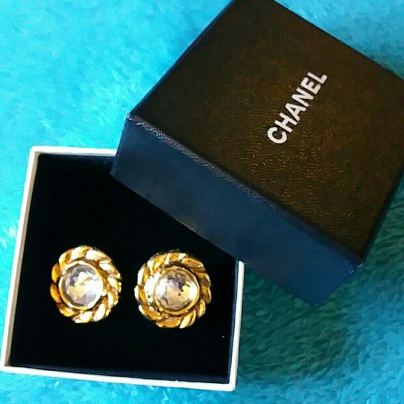 CHANEL Jewelry - Vintage AUTHENTIC Chanel Earringsa SPECIAL