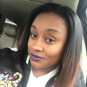 Meet your Posher, Lakisha