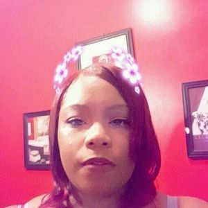 Meet your Posher, Yolanda