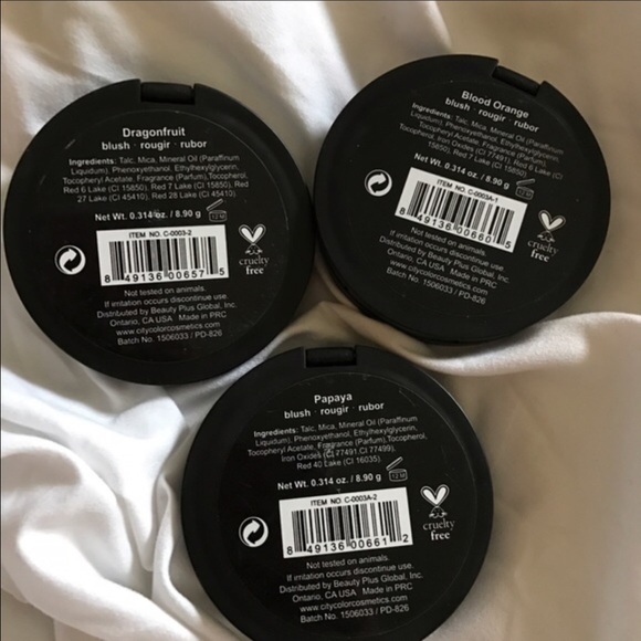 ❗️LAST CHANCE❗️City Color Blush Trio - Picture 2 of 2