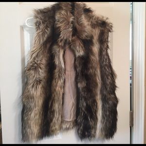 NWOT Faux Fur Vest size L