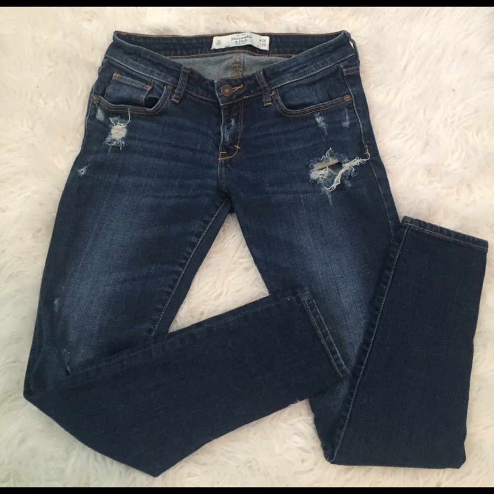 A&F 2Short distressed Skinny jeans! 💙🙏🏻👖