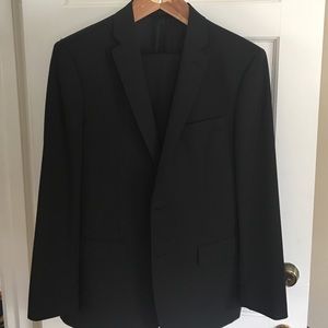 Fantastic condition black men's suit separates