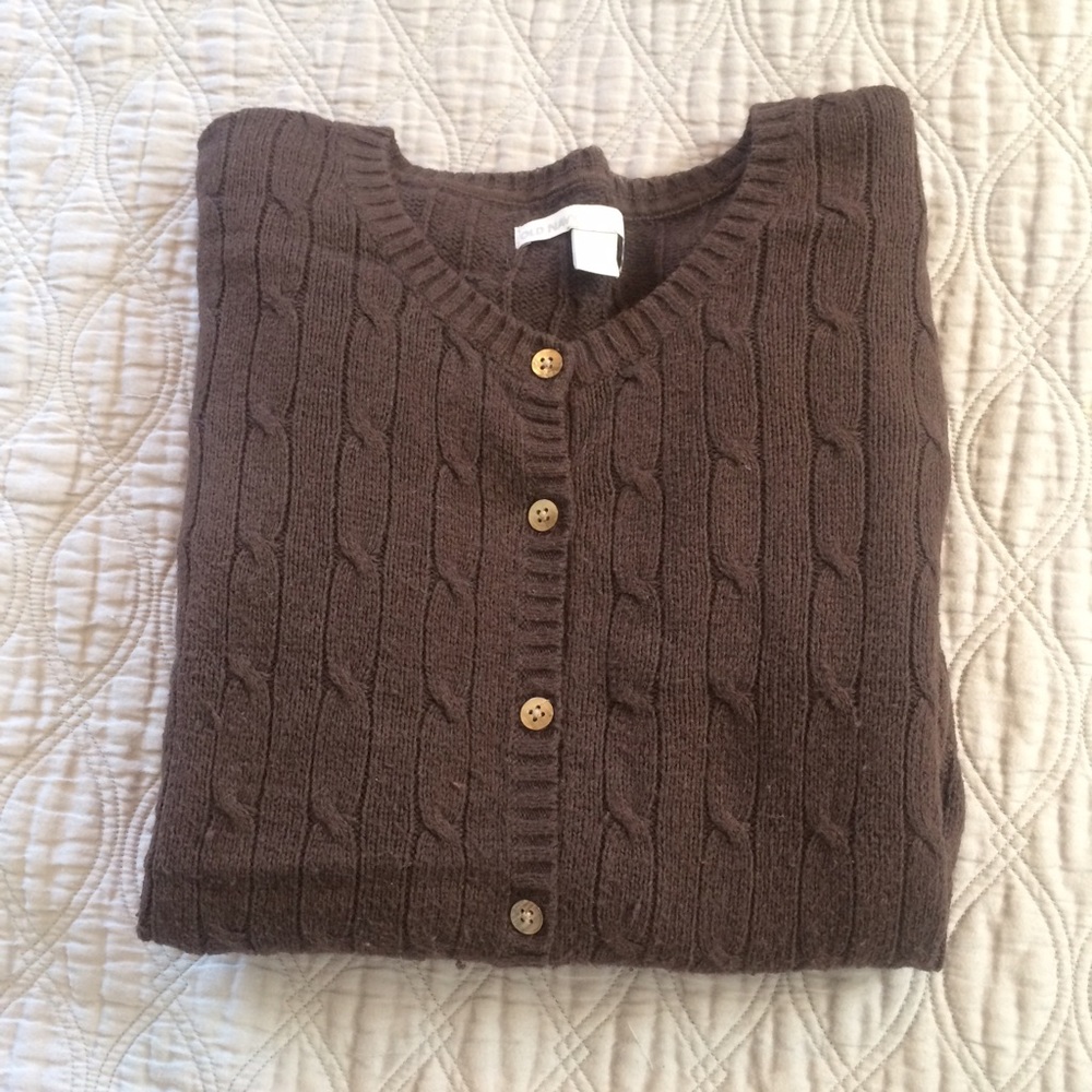 ‼️DONATING SUNDAY 12/3‼️ Old Navy brown cardigan