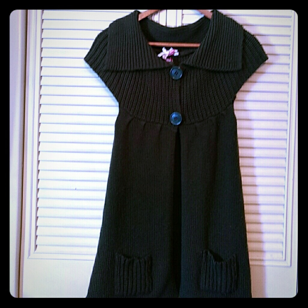 Derek Heart cardigan