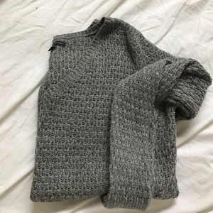 American eagle v-neck cable knit sweater