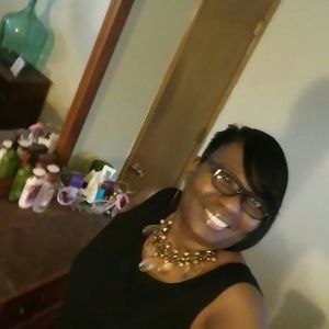 Meet your Posher, Clover