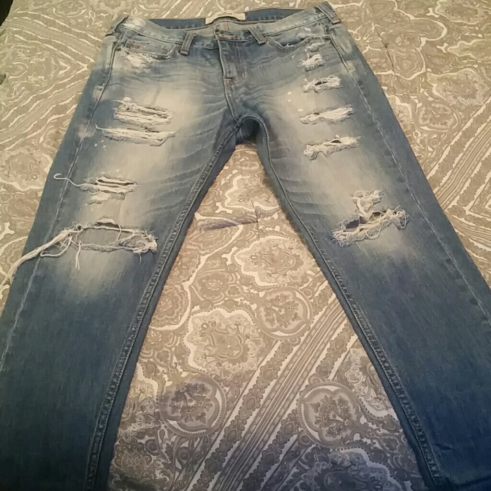 Distressed Hollister Boyfriend Jean