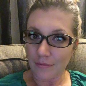 Meet your Posher, Pam