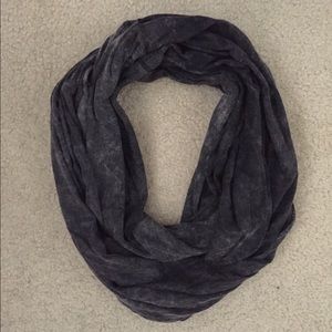 American Apparel Dark Grey Circle Scarf