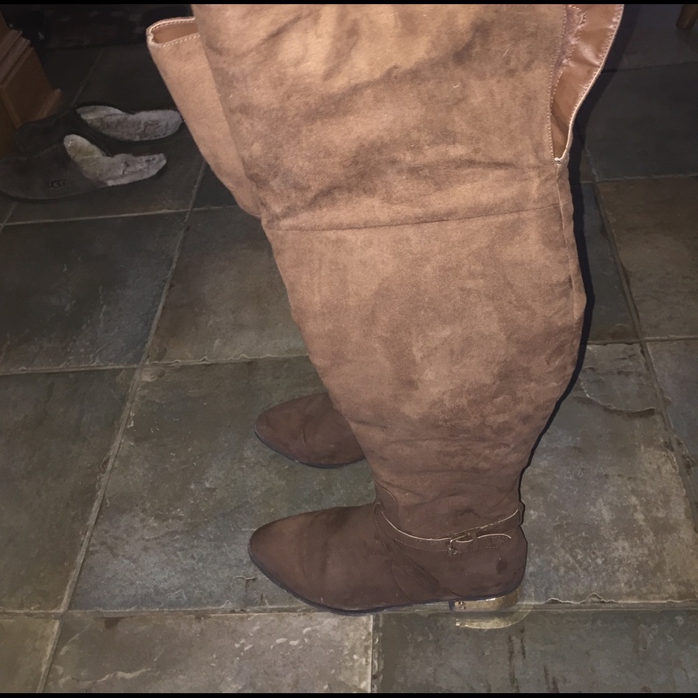 BEAUTIFUL BROWN OVER THE KNEE BOOTS